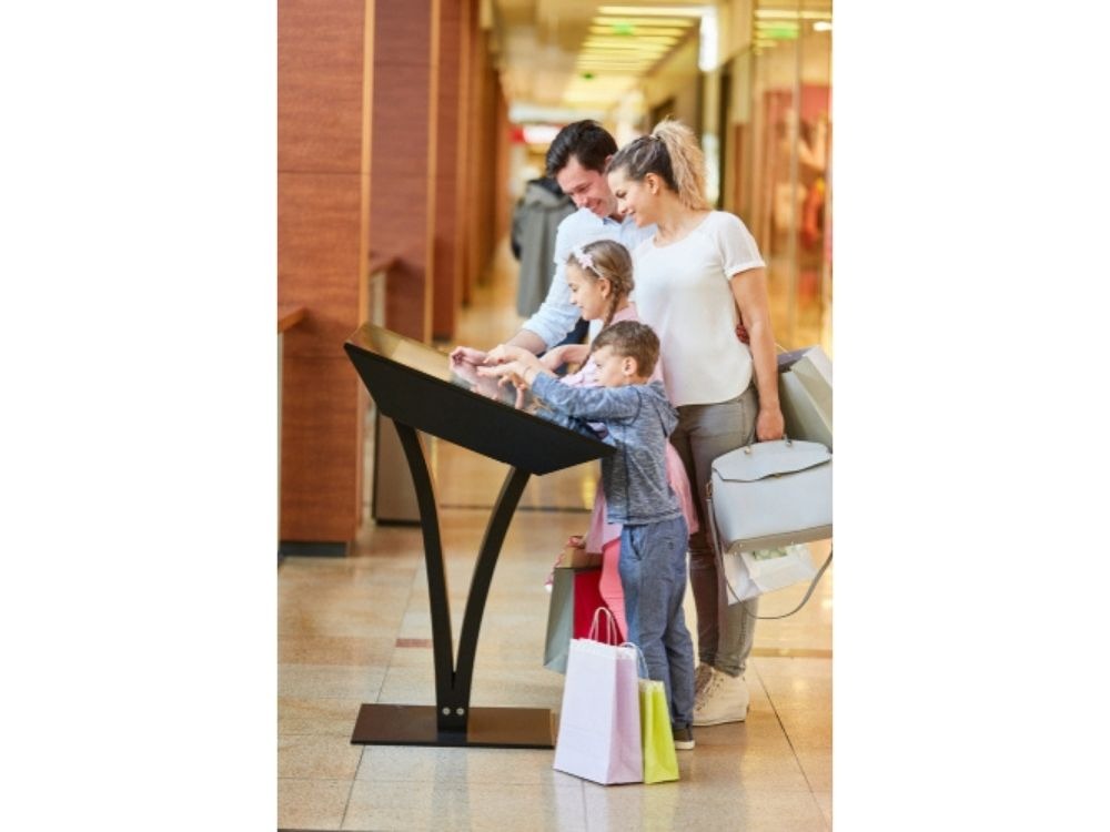 This Sophisticated Tool Is Installed in Several Luxury Shopping Centers in Taipei, What's For?