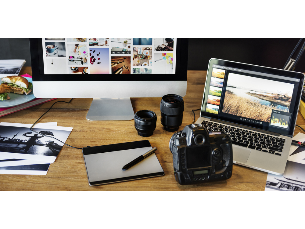  The Best 4K Monitors For Photographers And Videographers!