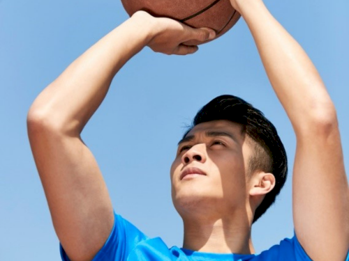 With this tool, basketball practice can now be done at home