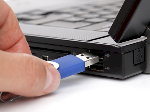 TeamGroup T-Force Spark UFD, ini Bukan Flash Drive Biasa!