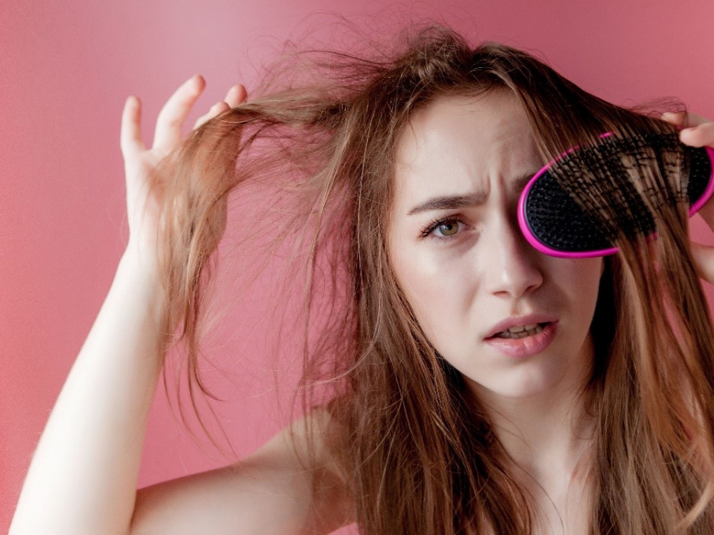 Say Goodbye to Greasy Hair: Hereâ€™s How to Overcome It!