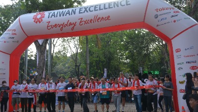 2.000 Pecinta Lari Meriahkan Taiwan Excellence Happy Run 2022 di Ancol