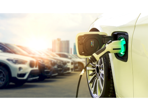 Bisa Bikin Mobil Jadi Tempat Penyimpanan Listrik? Hal yang Perlu Diketahui Tentang Bi-Directional Charger.