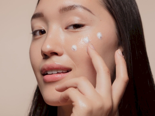 Rutinitas Harian Skincare yang Sederhana namun Wajib Dilakukan Secara Rutin!